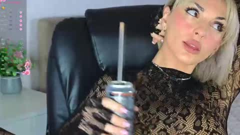 Snapshot of eva_ra chatting on 04.09.26 Eva online show from 04.09.26