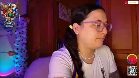 Snapshot of eva_rosse69 chatting on 06.27.26 Eva online show from 06.27.26