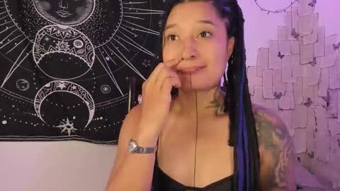 Snapshot of eva_sanderslee chatting on 09.11.25 Eva online show from 09.11.25