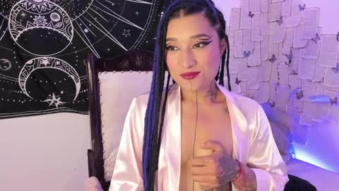 Snapshot of eva_sanderslee chatting on 09.13.25 Eva online show from 09.13.25