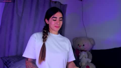 Snapshot of eva_shinee_ chatting on 02.03.26 Eva Shinee online show from 02.03.26