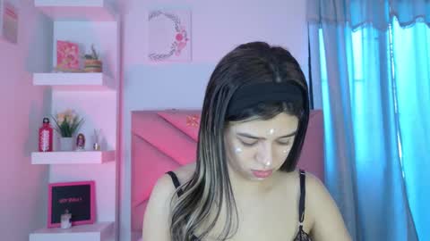 Eva Sin online show from 10.04.25