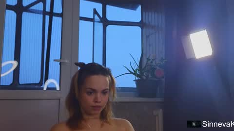 Snapshot of eva_sinn chatting on 11.21.25 Hi there i am Eva and i wish create a nice community with you so join my Ticket Show for more pleasure online show from 11.21.25