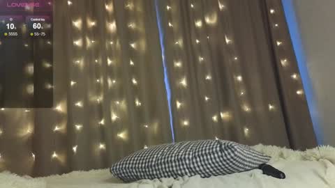 Snapshot of eva_vex chatting on 12.18.24 Hello Im Eva online show from 12.18.24