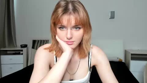 Snapshot of eva_vv chatting on 06.13.26 Eva online show from 06.13.26