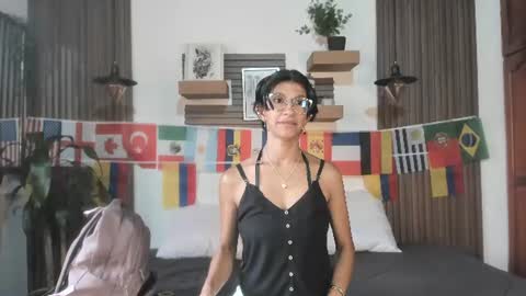 Snapshot of evaa_campbell chatting on 07.04.26 Eva online show from 07.04.26