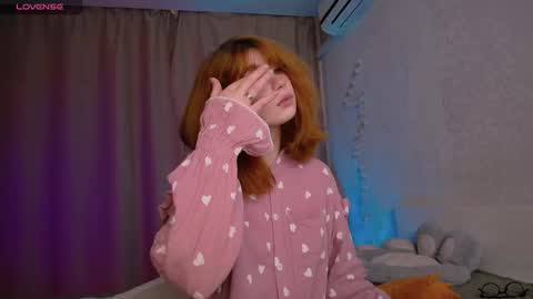 Snapshot of evaa_moonn_ chatting on 02.16.26 Eva online show from 02.16.26