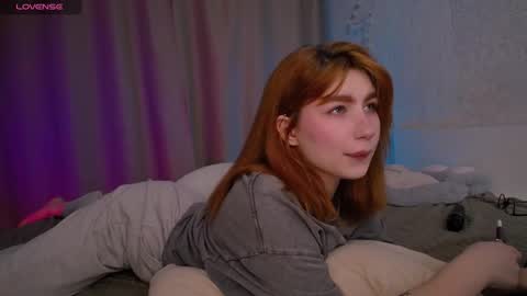 Snapshot of evaa_moonn_ chatting on 02.17.26 Eva online show from 02.17.26