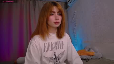 Snapshot of evaa_moonn_ chatting on 03.01.26 Eva online show from 03.01.26