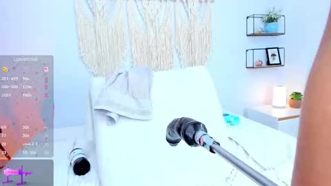 Snapshot of evaa_rosee chatting on 02.16.26 evaa_rosee online show from 02.16.26