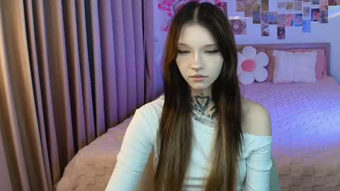 Snapshot of evaasilence chatting on 04.09.26 evaasilence online show from 04.09.26
