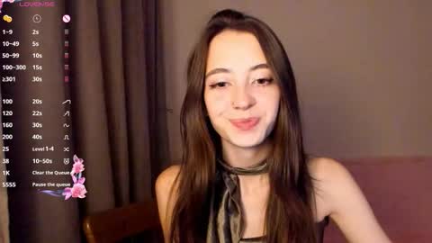 Snapshot of evabradly chatting on 10.14.25 evabradly online show from 10.14.25