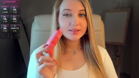 Eva  online show from 01.15.25