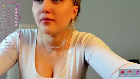 Eva  online show from 02.22.25