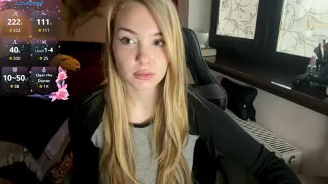 Snapshot of evacarter1 chatting on 03.29.26 evacarter1 online show from 03.29.26