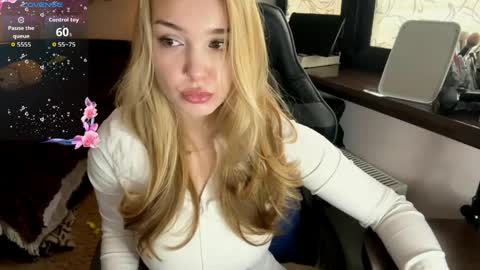 Snapshot of evacarter1 chatting on 03.30.26 evacarter1 online show from 03.30.26