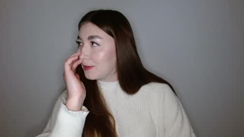 Snapshot of evachaturbatte chatting on 04.17.26 Evachaturbatte online show from 04.17.26