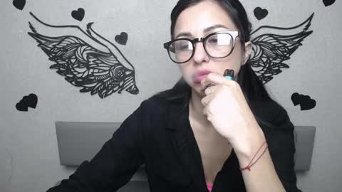 Snapshot of evaclarkk chatting on 05.28.26 EvaClarkk online show from 05.28.26
