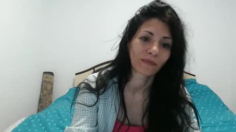 Snapshot of evacrisxxx chatting on 05.04.26 hornycrissyyourlove online show from 05.04.26