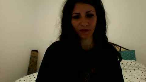 Snapshot of evacrisxxx chatting on 05.18.26 hornycrissyyourlove online show from 05.18.26