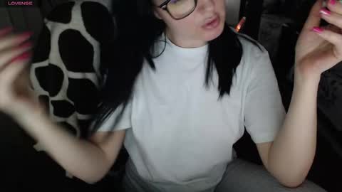 Snapshot of evadream1 chatting on 02.23.26 EVADREAM online show from 02.23.26