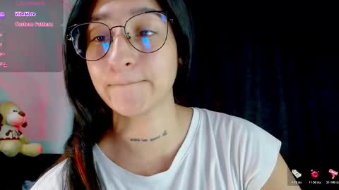 Evah Lee online show from 10.23.25