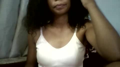 Snapshot of evahaldy chatting on 02.22.26 evahaldy online show from 02.22.26