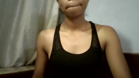 Snapshot of evahaldy chatting on 02.23.26 evahaldy online show from 02.23.26