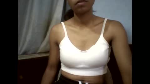 Snapshot of evahaldy chatting on 02.25.26 evahaldy online show from 02.25.26