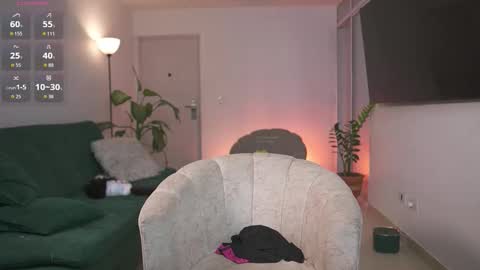 evajacksss_ online show from 09.25.25