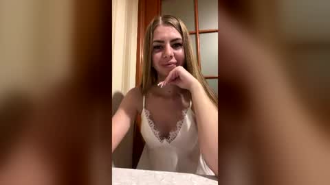 Snapshot of evajansma chatting on 07.21.26 evajansma online show from 07.21.26