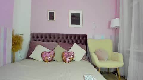 Eva online show from 10.24.25