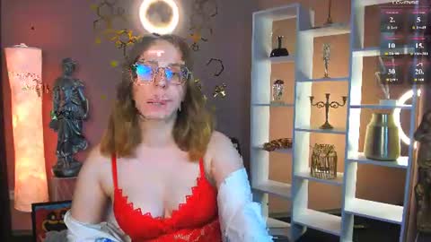 Snapshot of evalora_vei chatting on 06.11.26 evalora online show from 06.11.26