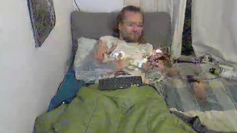 Han online show from 02.15.26