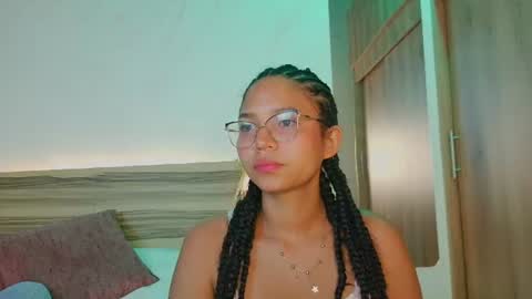 Snapshot of evalune_ chatting on 07.08.26 . online show from 07.08.26
