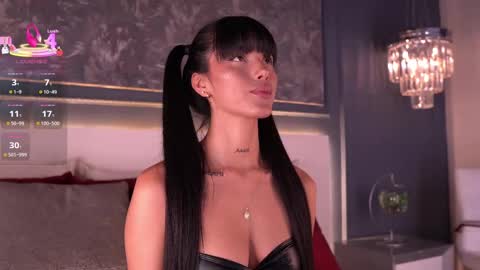 Eva Moretti online show from 10.06.25