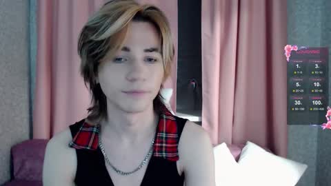 Snapshot of evan_reinhart chatting on 10.15.25 evan_reinhart online show from 10.15.25