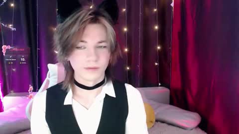 Snapshot of evan_reinhart chatting on 01.11.26 evan_reinhart online show from 01.11.26