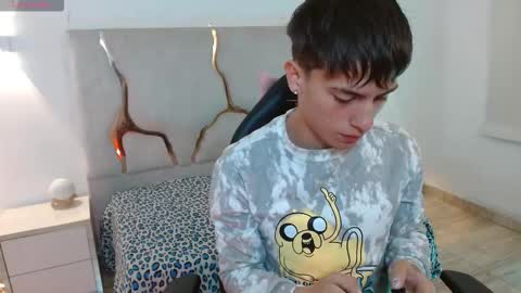 evan_tay online show from 02.18.26