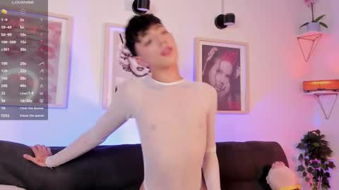 Evan voss  help me get 200 likesindependent model online show from 03.07.26