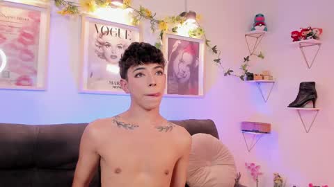 Snapshot of evan_voss chatting on 04.19.26 Evan voss help me get 200 likesindependent model online show from 04.19.26
