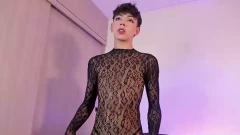 Snapshot of evan_voss chatting on 07.14.26 Evan voss help me get 200 likesindependent model online show from 07.14.26