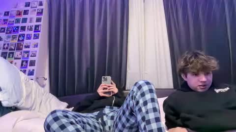 Snapshot of evanbrown333 chatting on 03.09.25 Evan Brown online show from 03.09.25