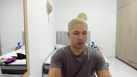Snapshot of evans_king chatting on 04.26.26 Evan online show from 04.26.26
