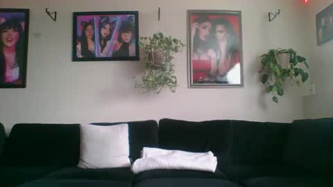 evanschris2048 online show from 12.04.25