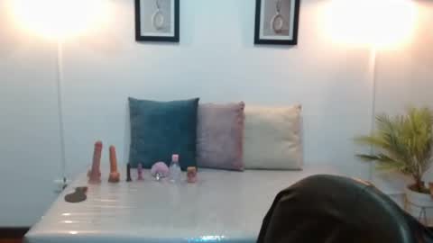 Evanssa lx online show from 04.17.26