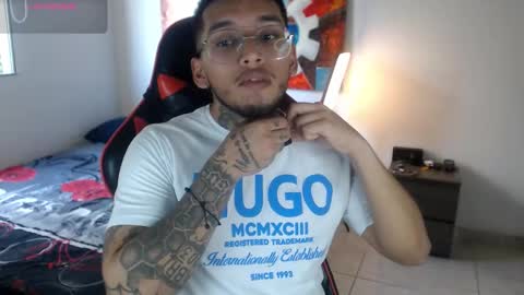 Snapshot of evanvelvet chatting on 02.22.26 online show from 02.22.26