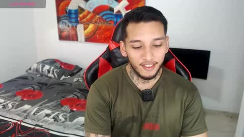 Snapshot of evanvelvet chatting on 03.01.26 online show from 03.01.26