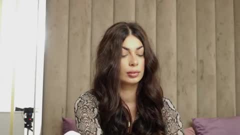 Snapshot of evarhea chatting on 09.22.25 EvaRhea online show from 09.22.25