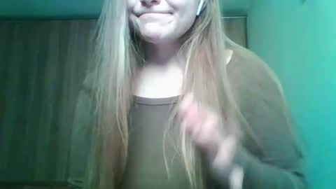 evasapples2026 online show from 03.04.26